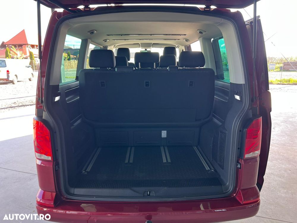 Volkswagen Multivan - 12