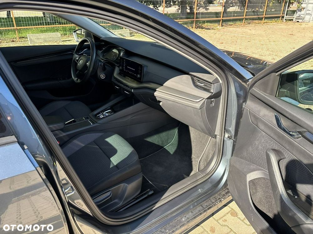 Skoda Octavia 2.0 TDI DSG Ambition - 16