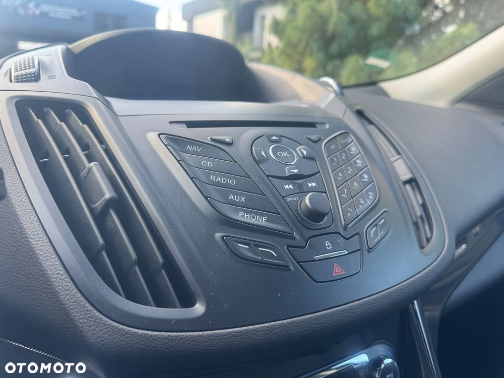 Ford Kuga 2.0 TDCi 2x4 Titanium - 19