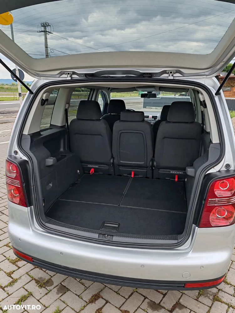 Volkswagen Touran 1.6 United - 13