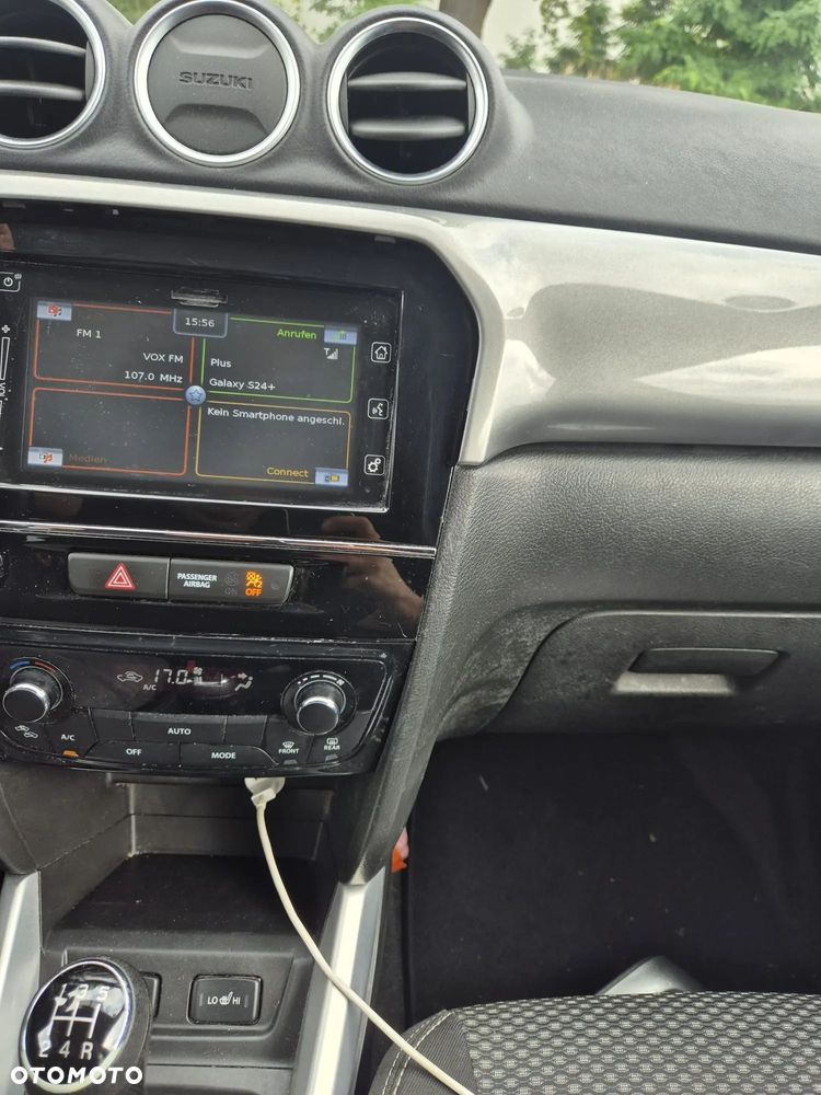 Suzuki Vitara 1.6 Comfort 4WD - 10