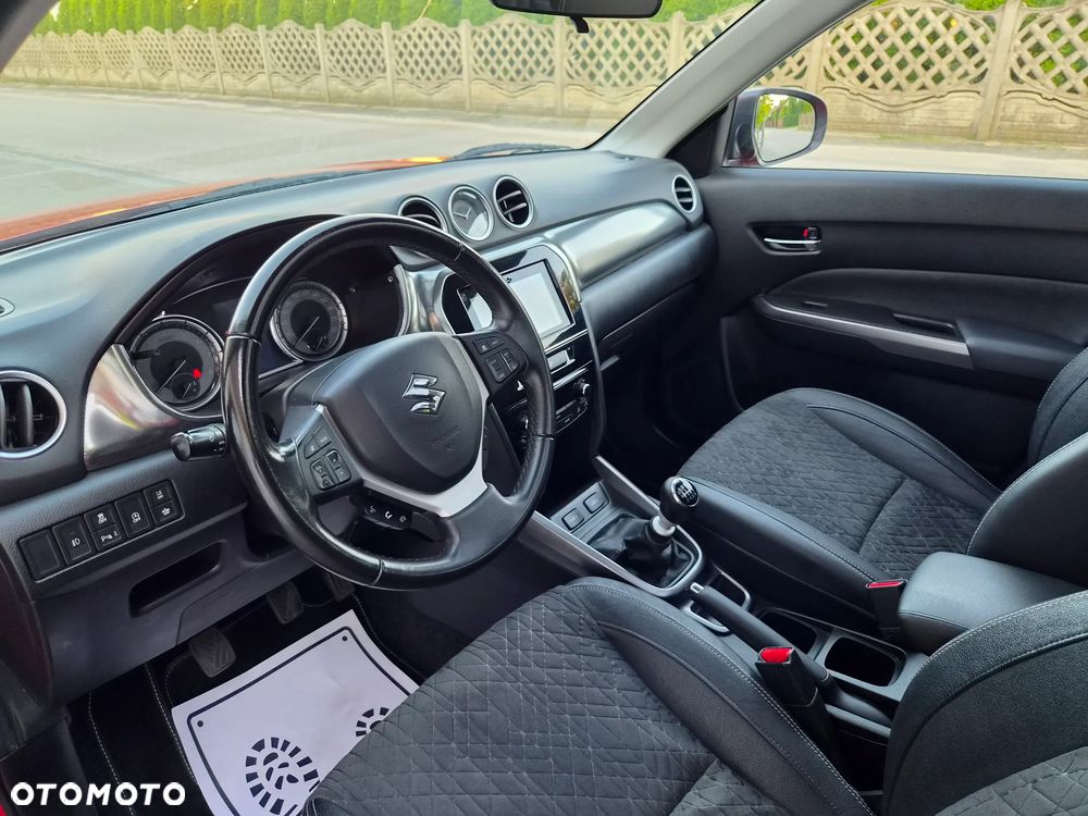 Suzuki Vitara - 11
