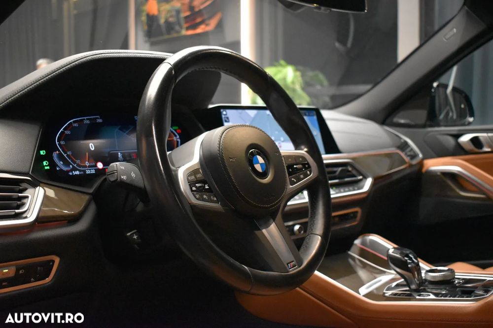 BMW X6 xDrive40i - 14