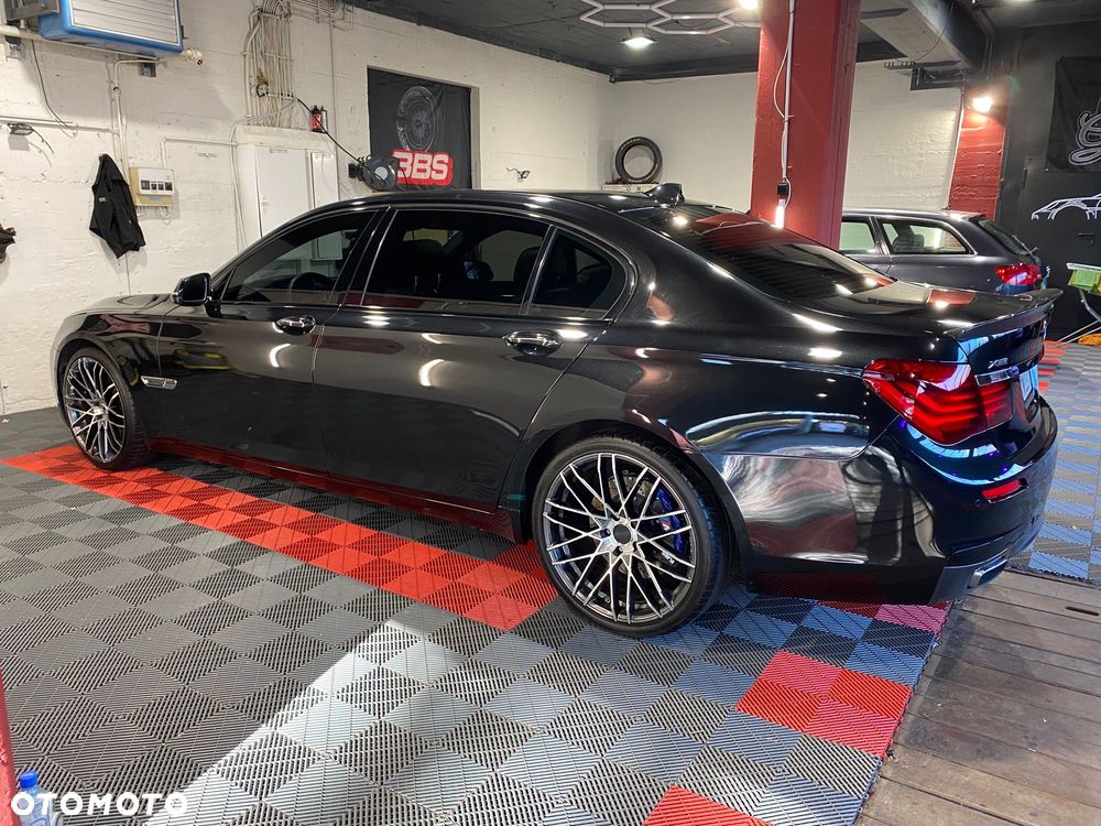BMW Seria 7 740Li - 2