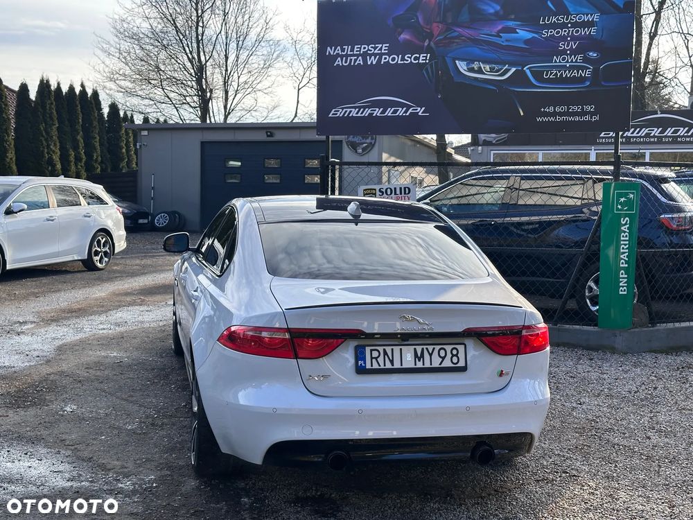 Jaguar XF S - 7