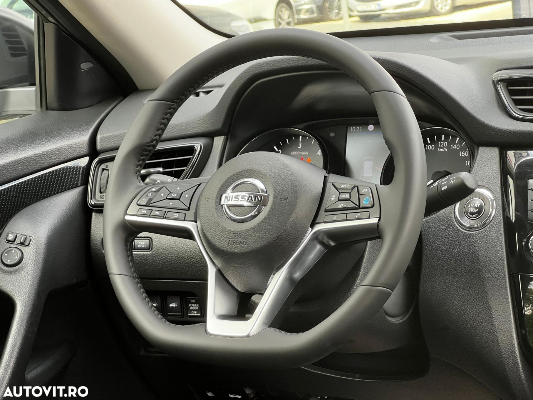 Nissan X-Trail - 10