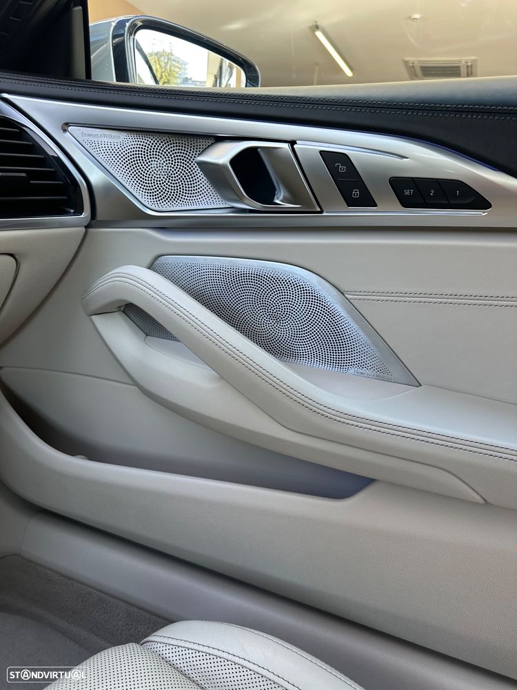 BMW M850i xDrive - 24