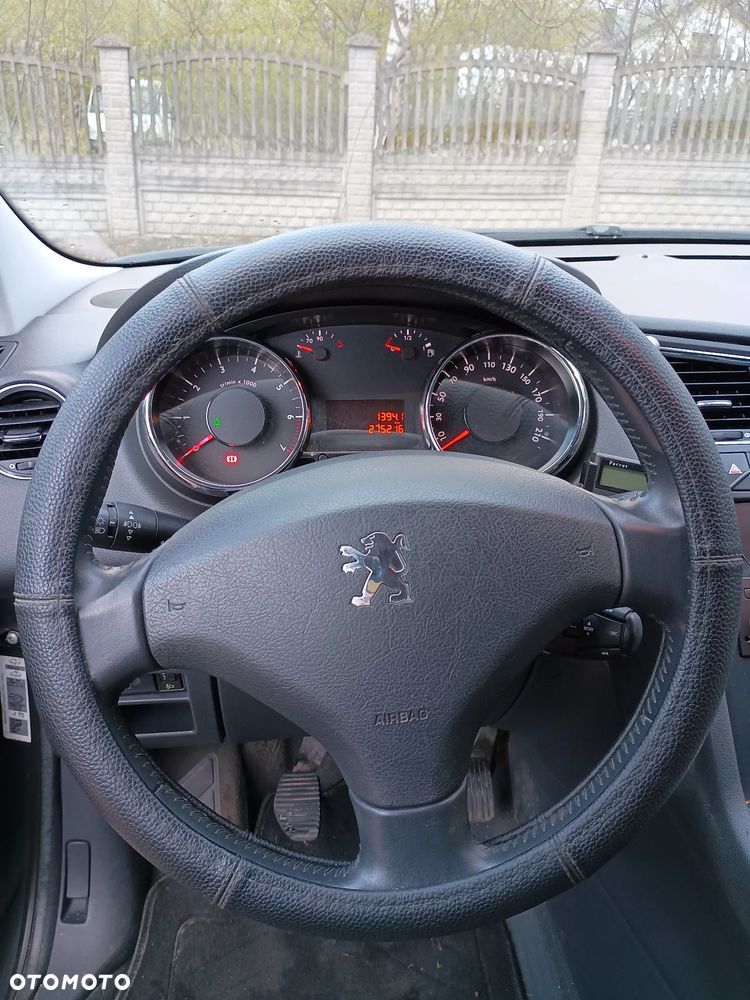 Peugeot 5008 1.6 Premium - 14