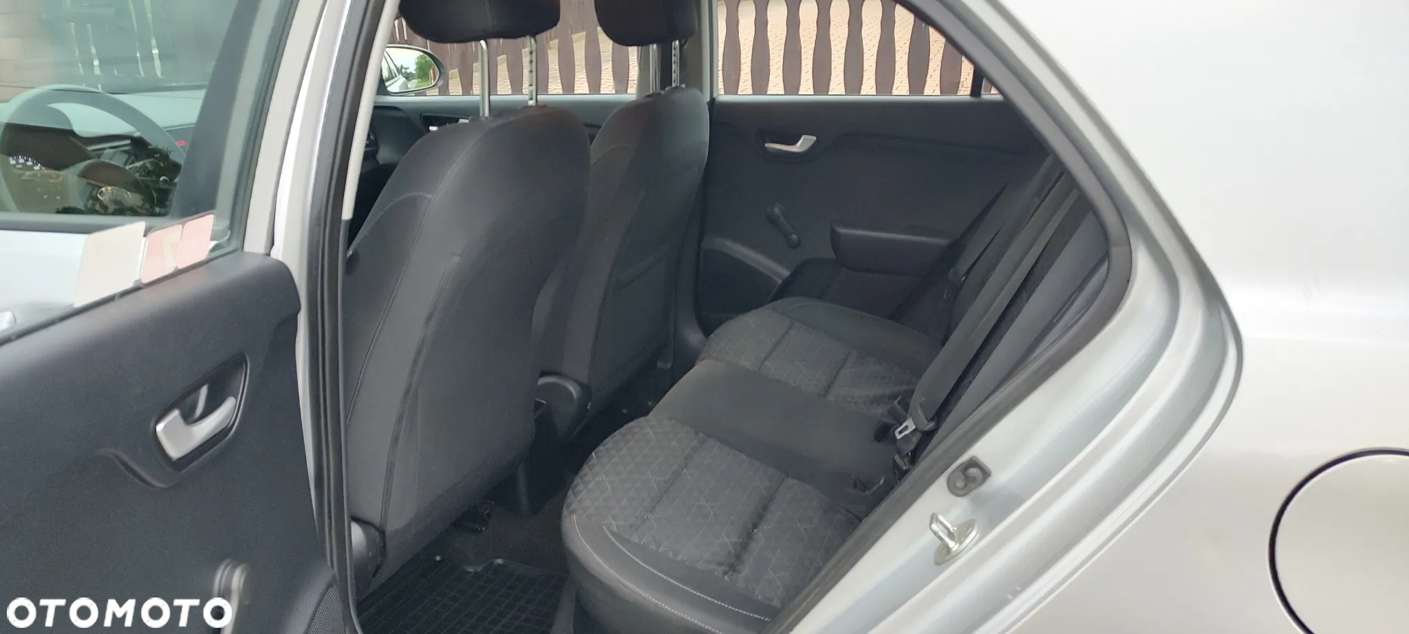 Kia Rio 1.2 Business Line - 6