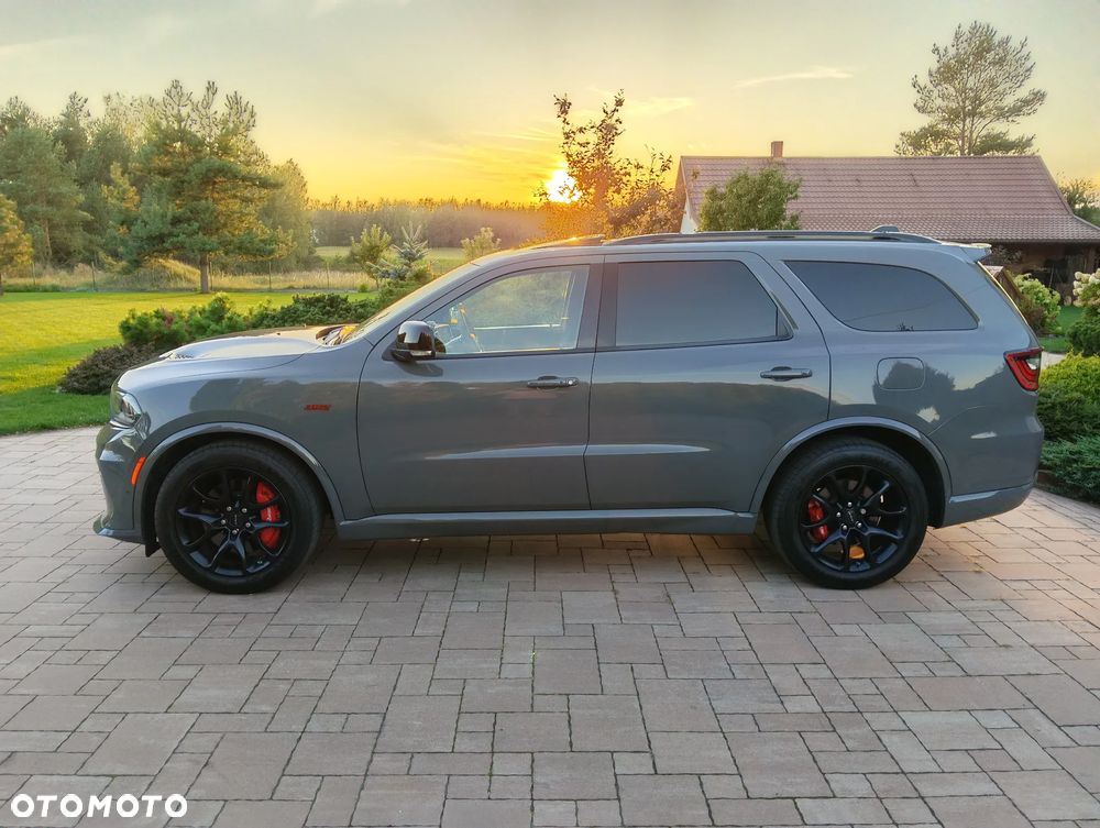 Dodge Durango 6.4 SRT - 36