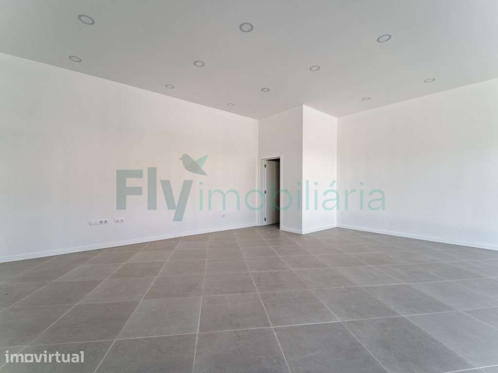 Loja para Arrendamento - Vilar - Grande imagem: 4/18