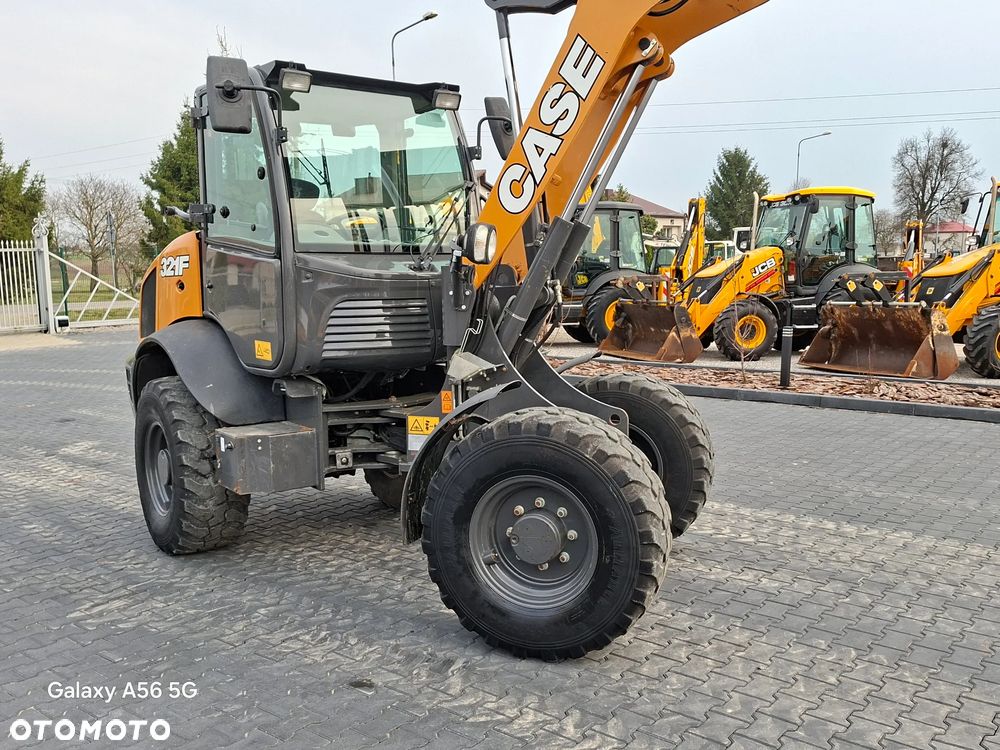 Case 321F Łyżka+Widły - 5