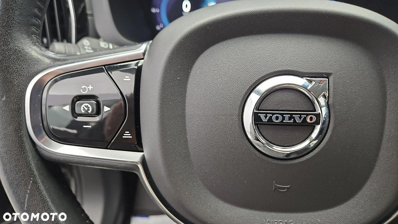 Volvo XC 60 - 16