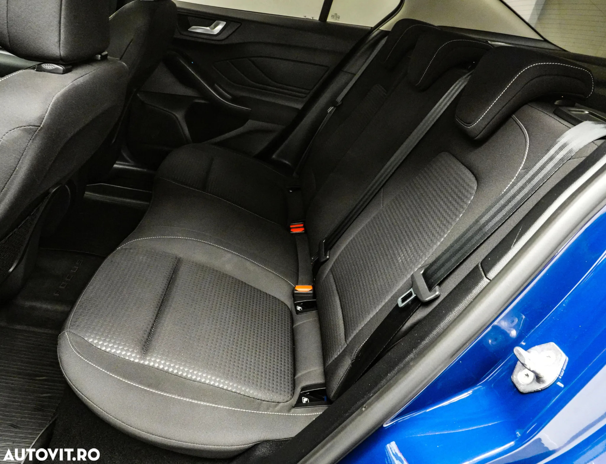 Ford Focus 1.0 EcoBoost Titanium Business - 16