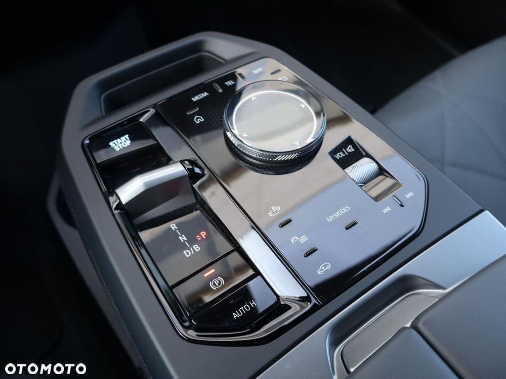 BMW iX xDrive60 111.5kWh - 13