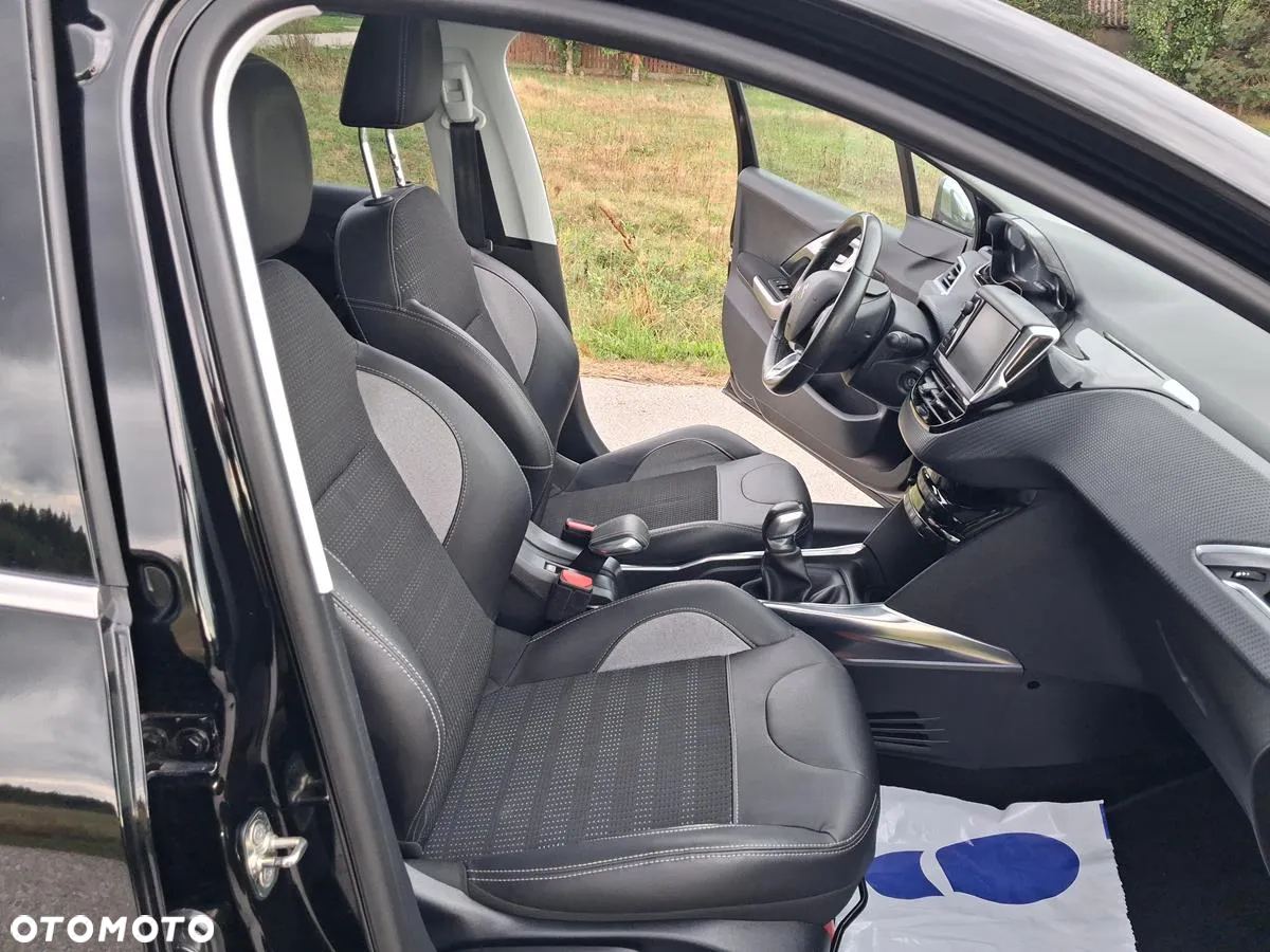 Peugeot 2008 - 28