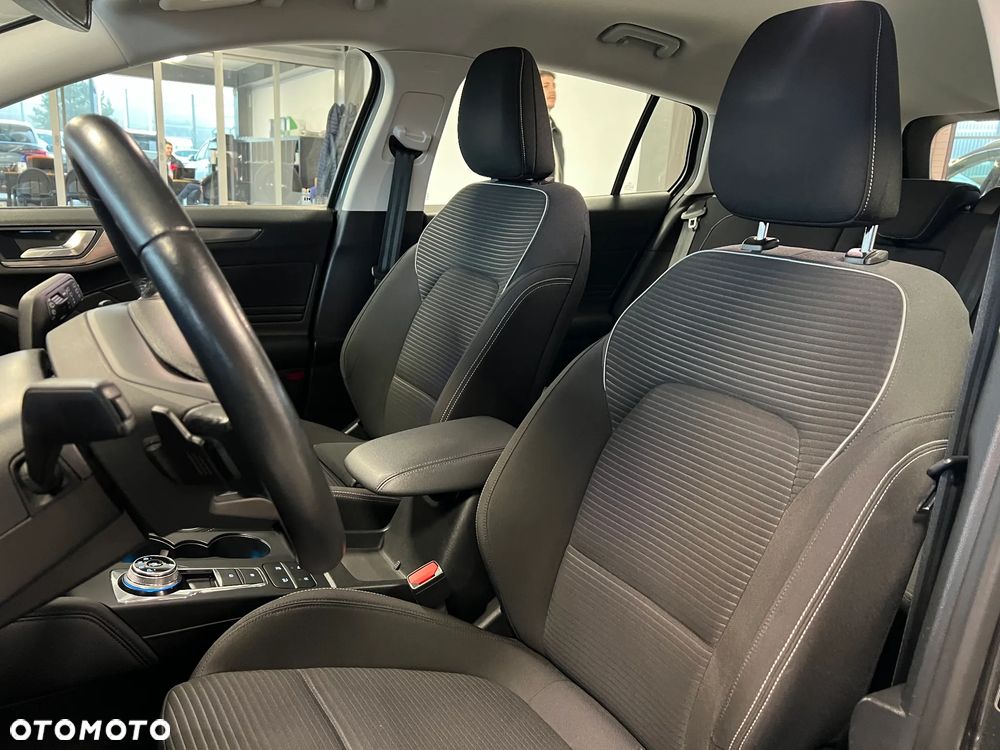 Ford Focus 1.0 EcoBoost Titanium Business - 19