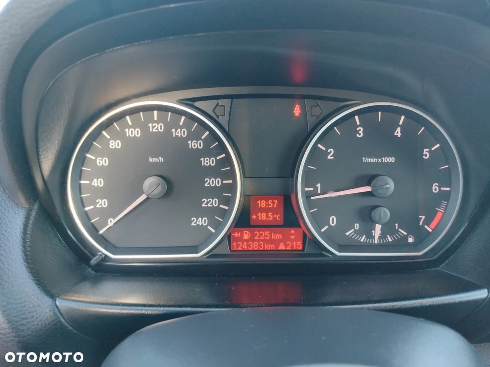 BMW Seria 1 116i - 20