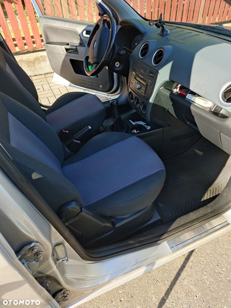 Ford Fusion 1.4 Gold X - 9