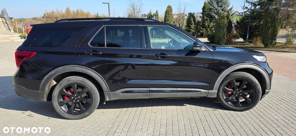 Ford Explorer EcoBoost Plug-in Hybrid ST-LINE - 11