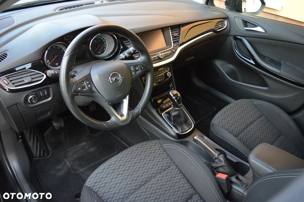 Opel Astra 1.4 Turbo Edition - 25