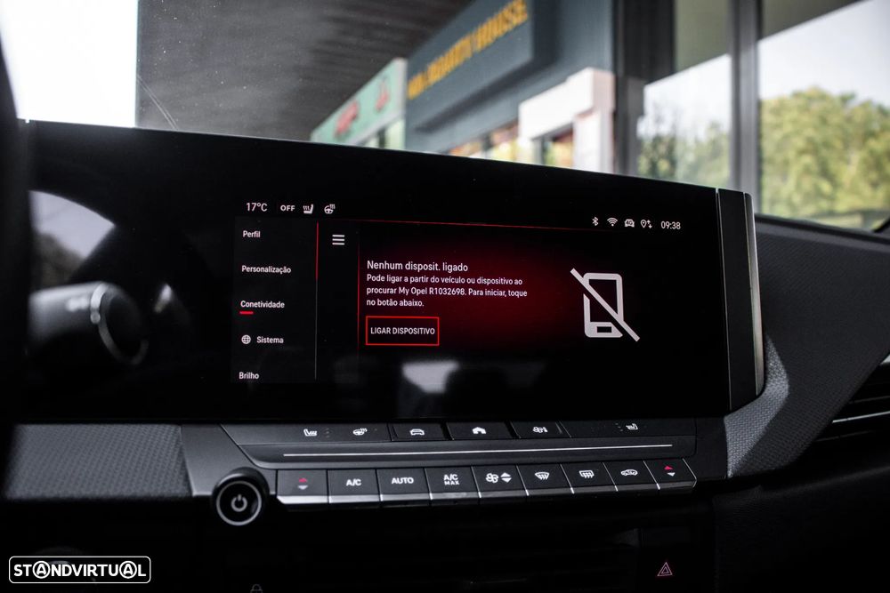 Opel Astra Sports Tourer 1.2 Turbo Auto GS Line - 34