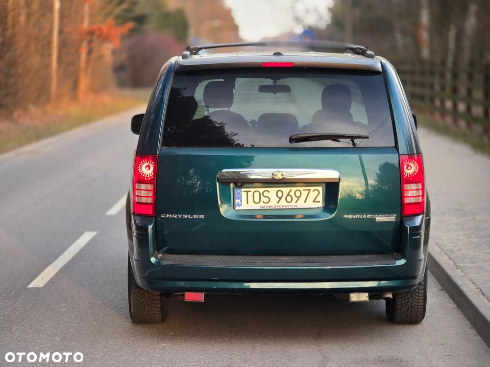 Chrysler Grand Voyager - 14