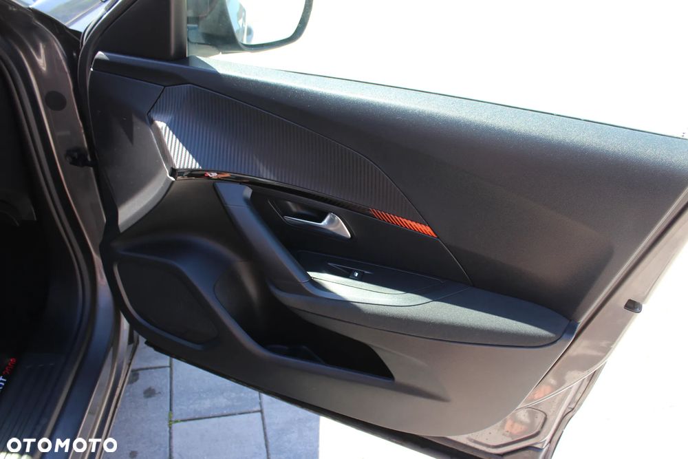Peugeot 2008 1.5 BlueHDi Allure - 25