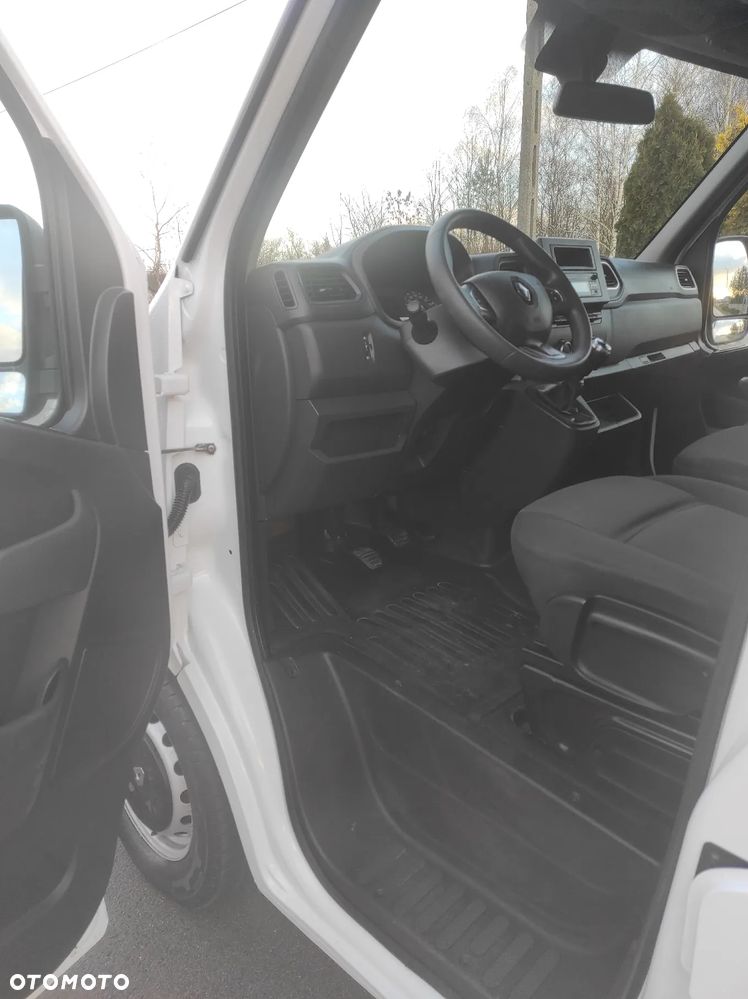 Renault Master - 11