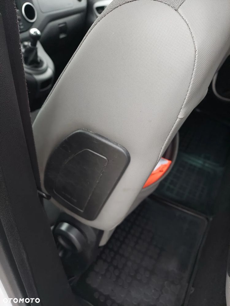 Citroën Berlingo 1.6 BlueHDi XTR - 11