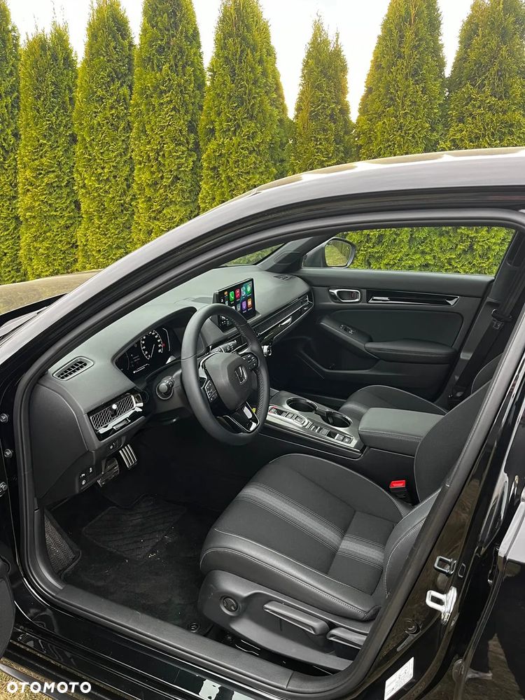 Honda Civic 2.0 i-MMD Advance BSI CVT - 18