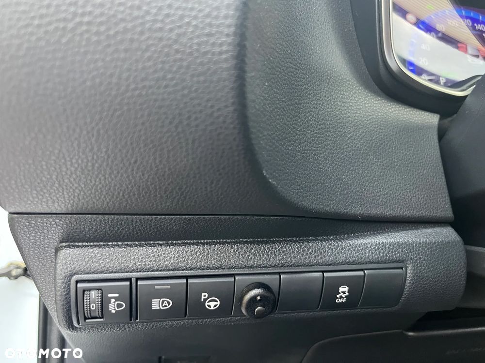 Toyota Corolla 1.8 Hybrid Comfort - 17