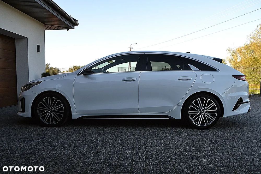 Kia ProCeed 1.5 T-GDI DCT7 OPF GT LINE - 9