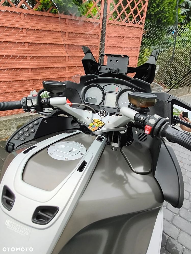 BMW R - 9