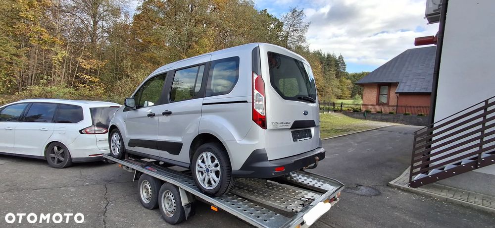 Ford Tourneo Connect 1.5 EcoBlue Start-Stop Titanium - 4