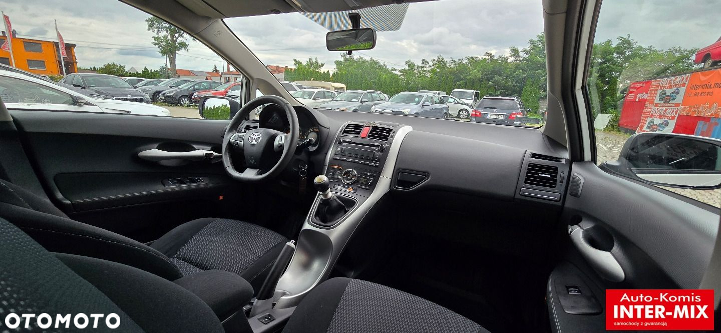Toyota Auris - 9