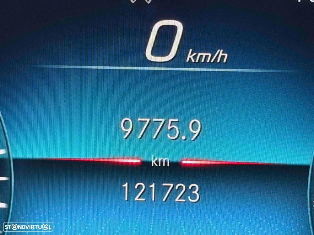 Mercedes-Benz CLS 220 d AMG Line - 8