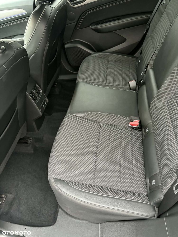 Renault Arkana 1.6 E-TECH Intens MMT - 13