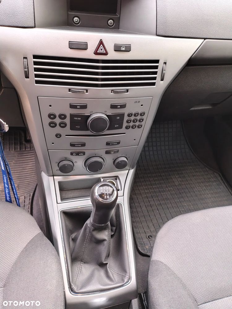 Opel Astra 1.4 - 11