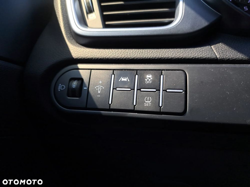 Kia Ceed 1.0 T-GDI M - 18