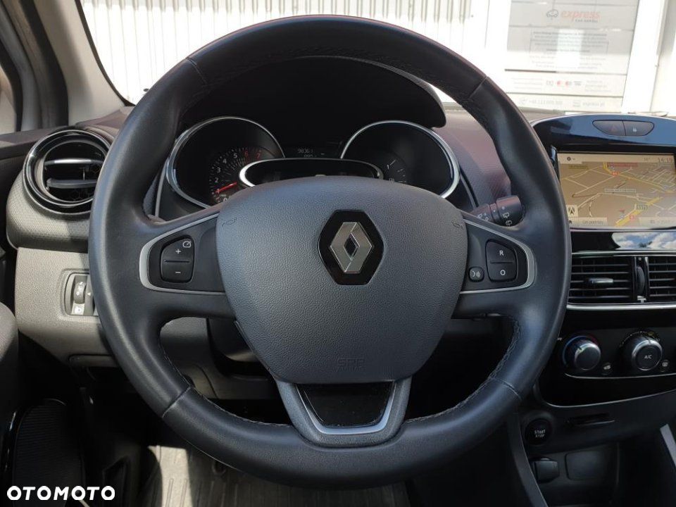 Renault Clio - 12