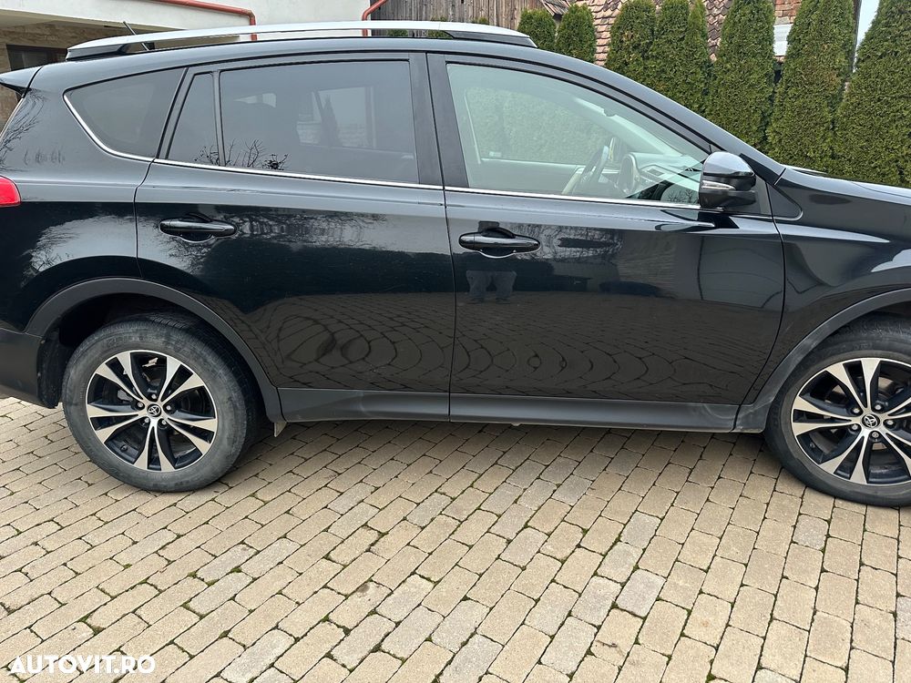 Toyota RAV4 2.0 D-4D 4WD Comfort - 3