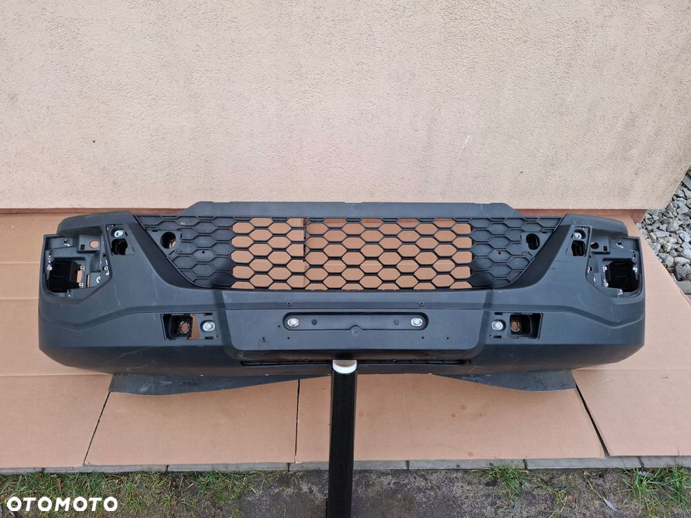 zderzak przód iveco daily iv oryginał nie klejony - 1