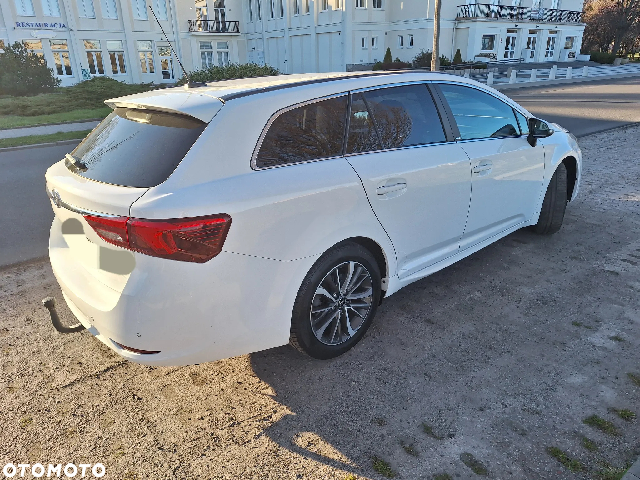 Toyota Avensis 1.8 Sol - 5