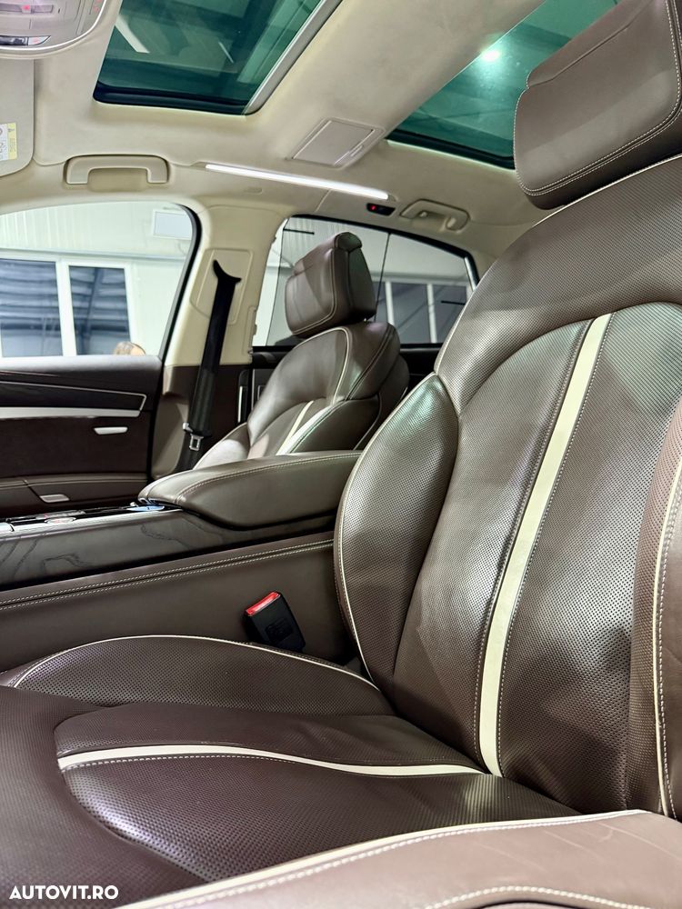 Audi A8 4.2 TDI DPF (clean diesel) quattro tiptronic Lang - 12