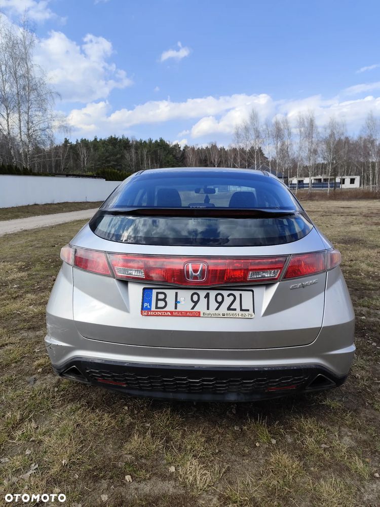 Honda Civic 1.8 Comfort - 11