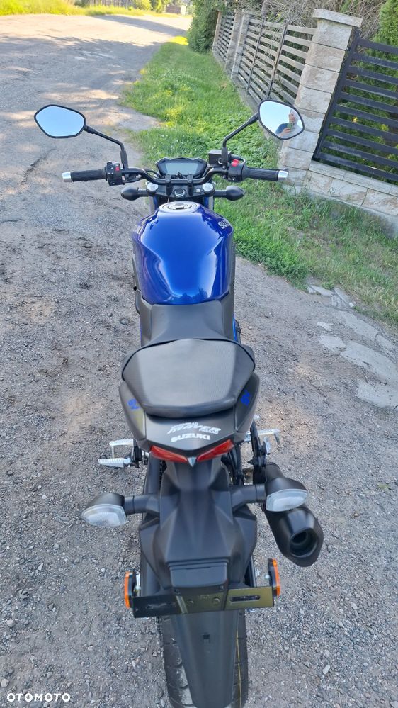 Suzuki SV - 30