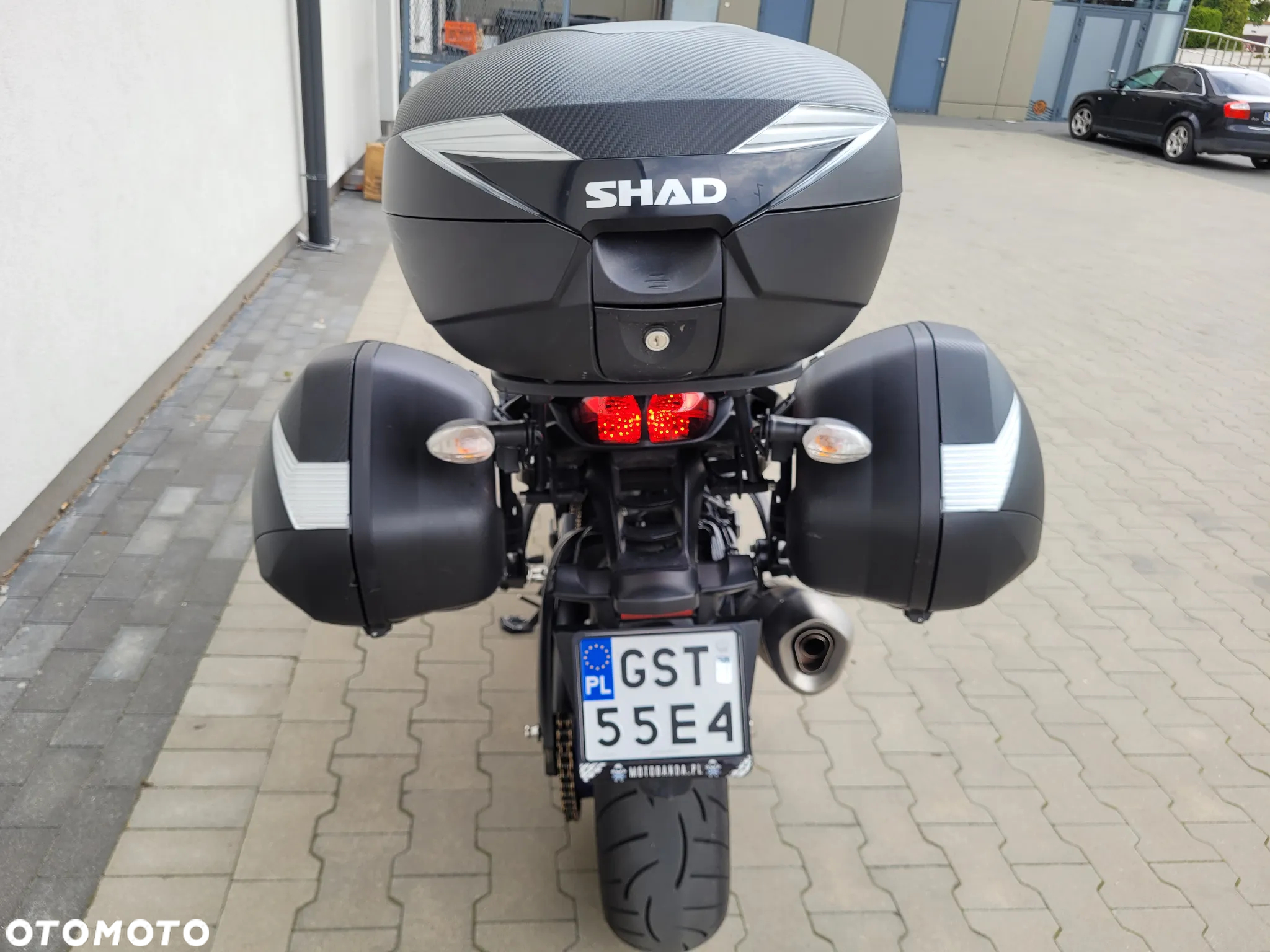 Yamaha FZ8 - 9