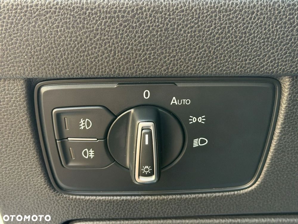Volkswagen Passat - 16