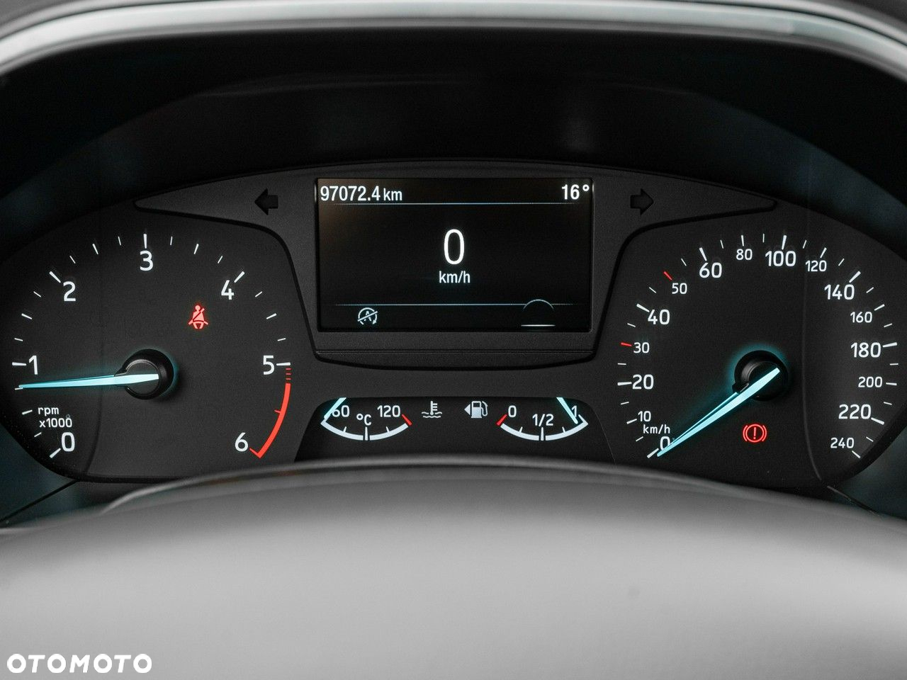 Ford Focus - 16